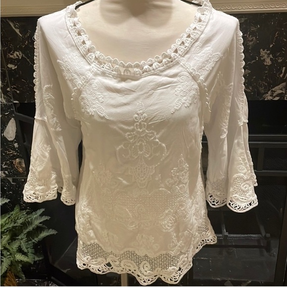 Spiagga Dolce Tops - Spiaggia Dolce White Embroidered Cold Shoulder Boho Gypsy Bell Sleeve Top Size L